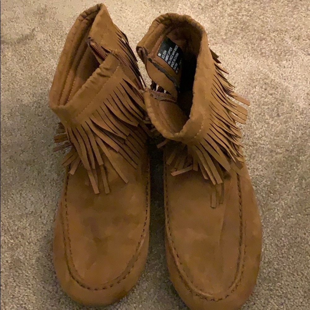 Winter boots